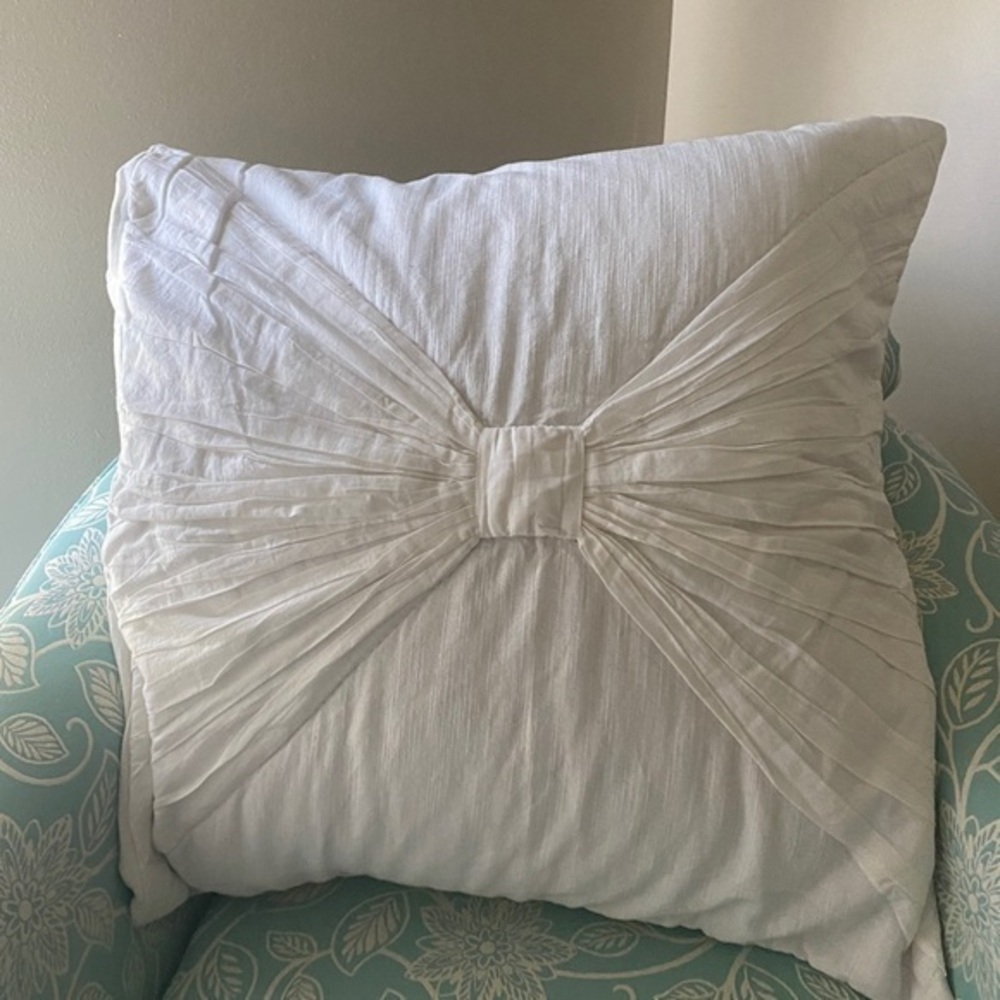 Anthropologie White Textured Bow Euro Sham